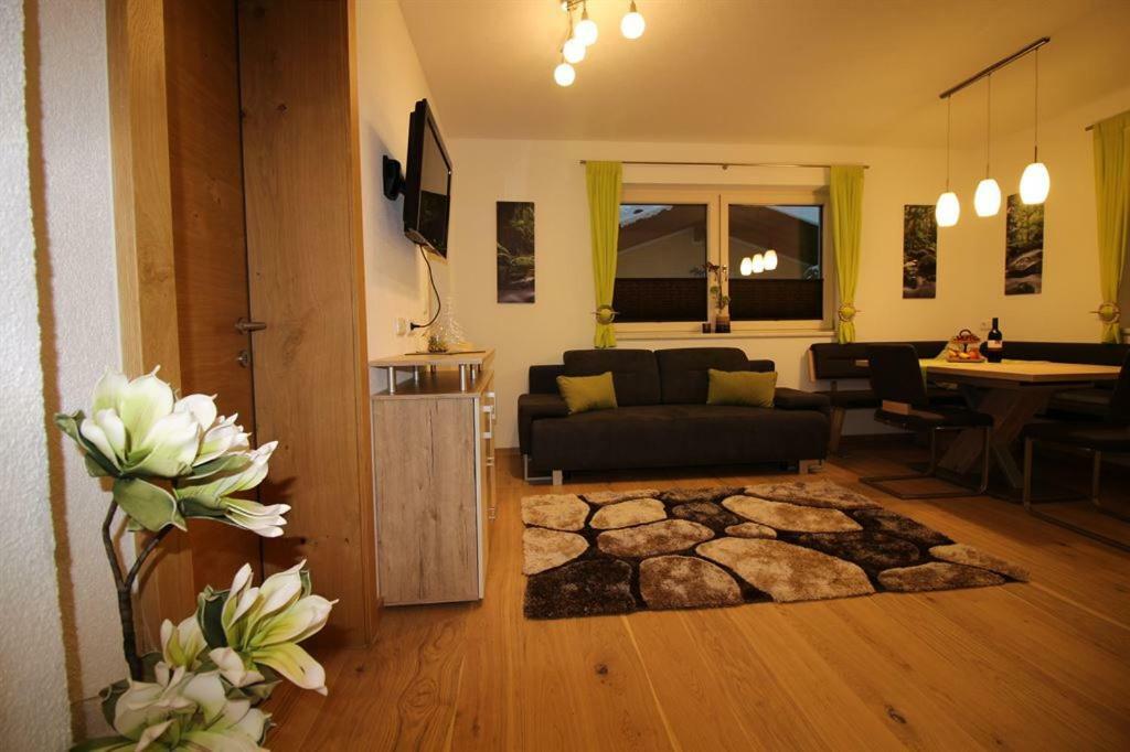 Apart Melanie Zell am Ziller Exterior photo